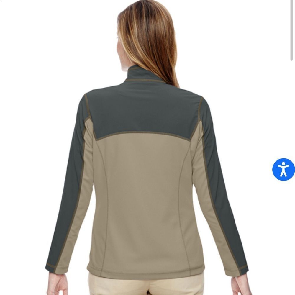 LADIES' EXCURSION CIRCUIT PERFORMANCE QUARTER-ZIP - Picture 2 of 6